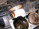 piston closeup.jpg (289308 bytes)